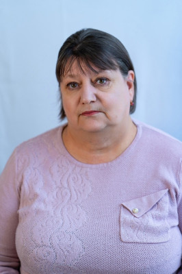 Заместитель заведующего по УВР Рыцарева Лариса Юрьевна Заместитель заведующего по УВР Рыцарева Лариса Юрьевна
